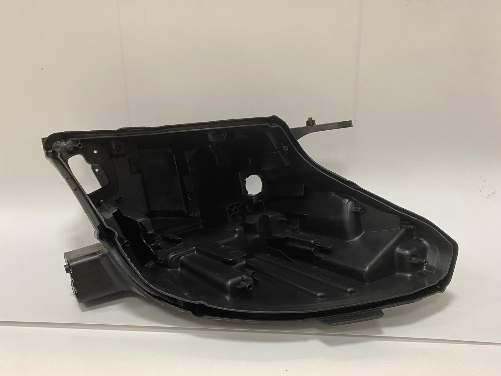 BYD Dolphin Far Kasası – Sağ – R